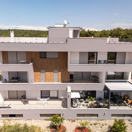 Rooftop 51 * ザダル