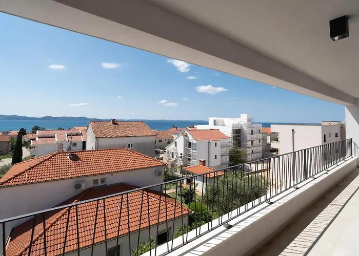 アパート Rooftop 51 *