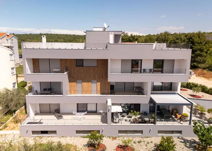 Rooftop 51 * ザダル