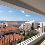 Апартаменти Rooftop 51 *